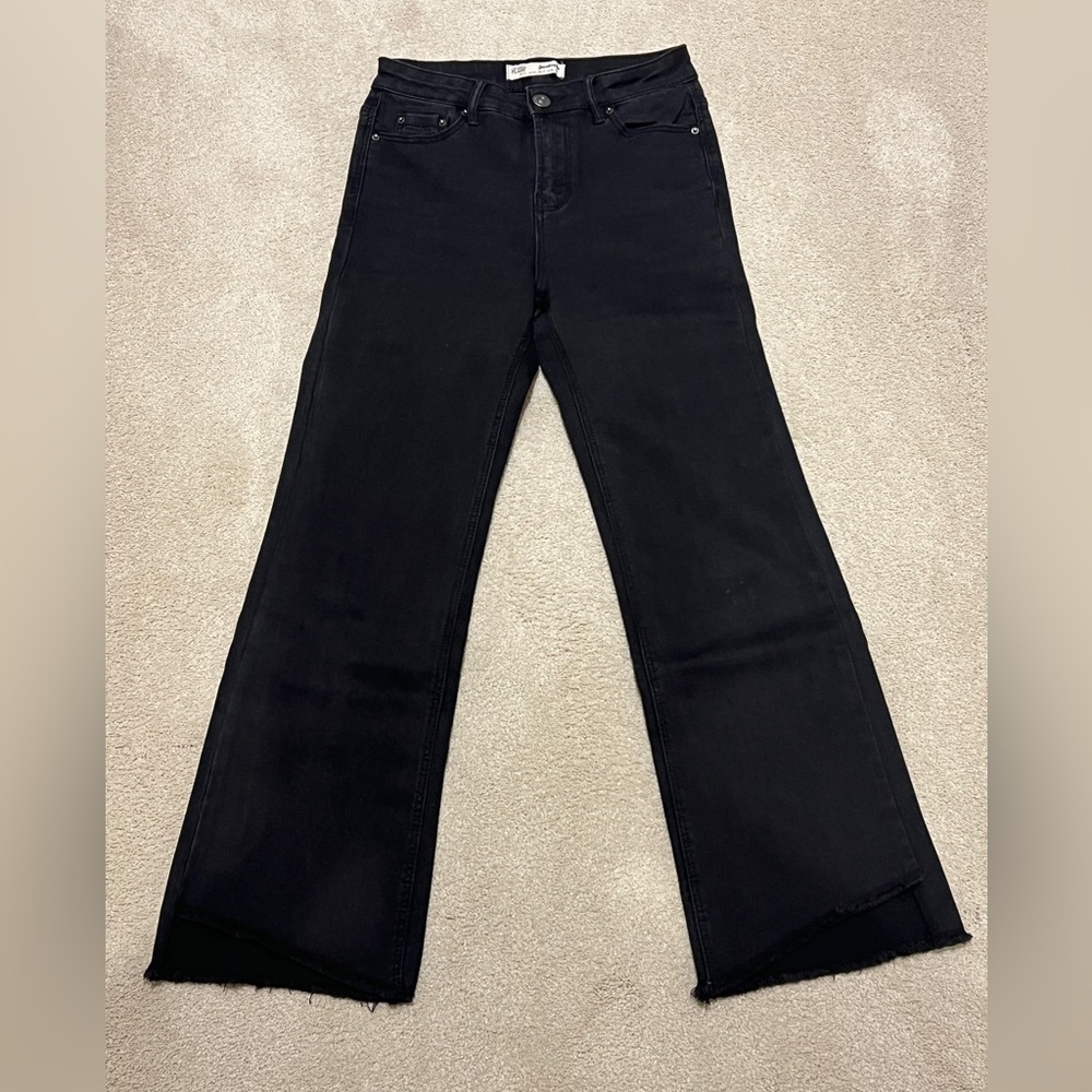 Stradivarius Cropped Flare Black Denim Pants